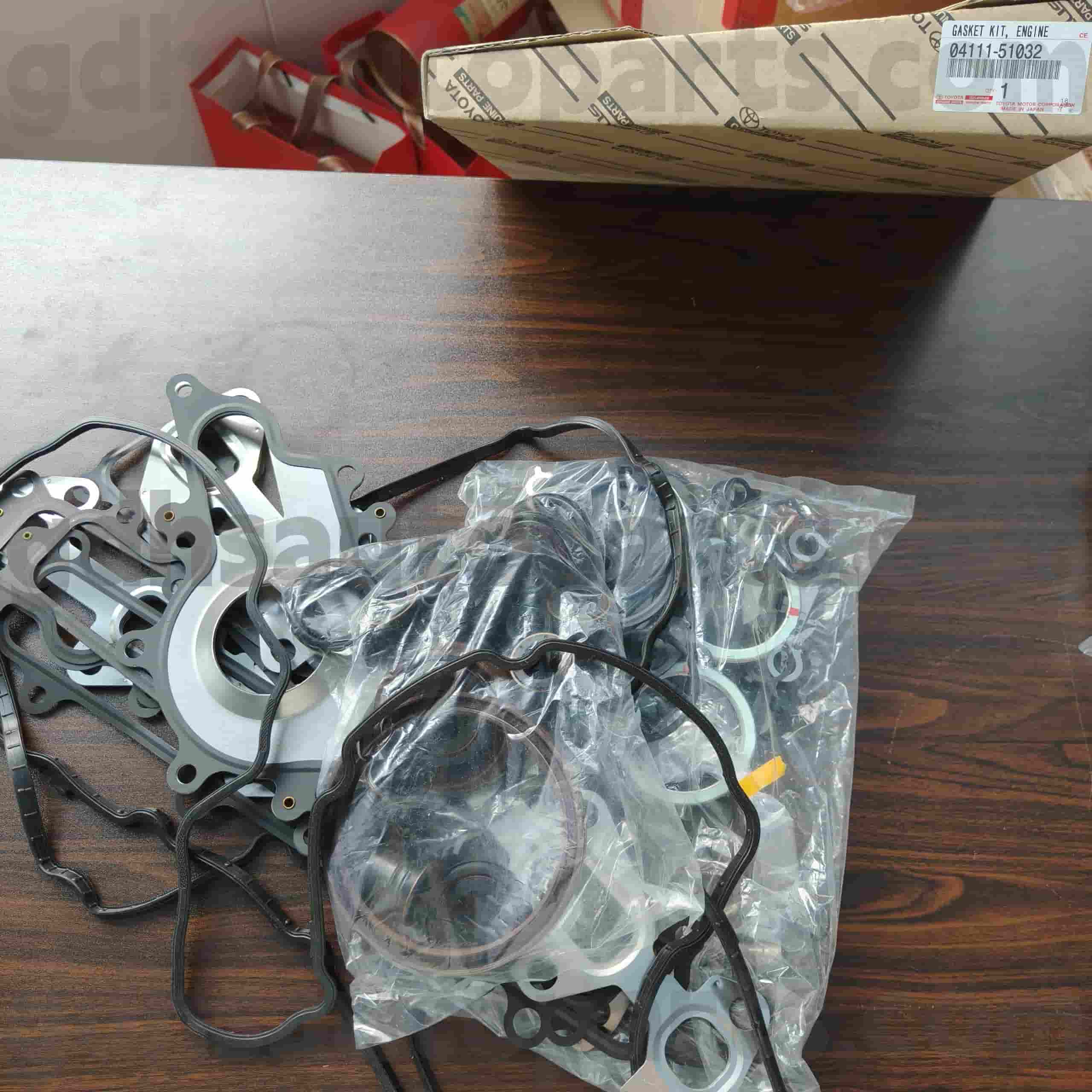 04111-51032 Toyota Genuine Parts Engine Kit For Land Cruiser