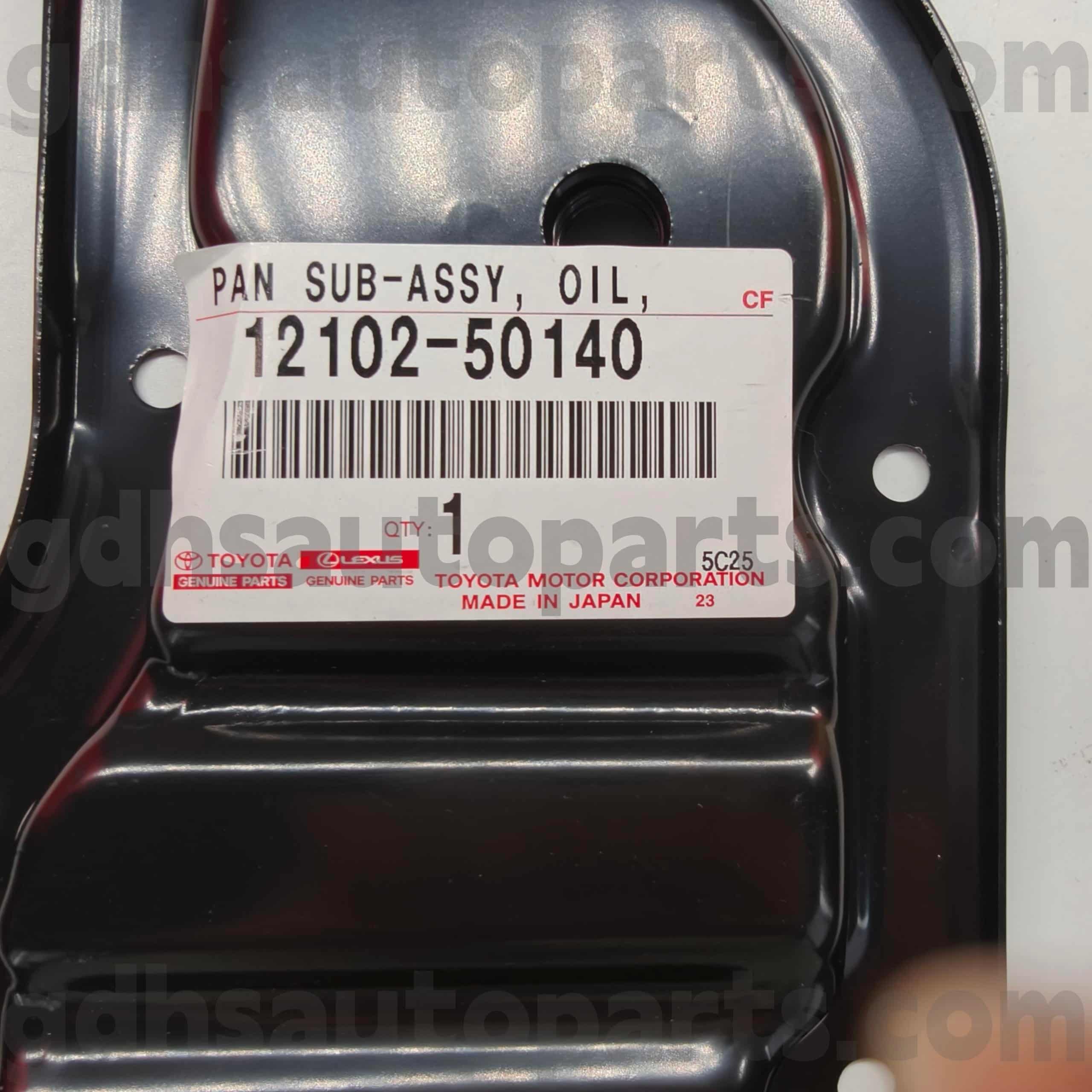 12102-50140 وعاء زيت قطع غيار تويوتا الأصلية لهيكل لاند كروزر رقم 2UZFE UZJ200