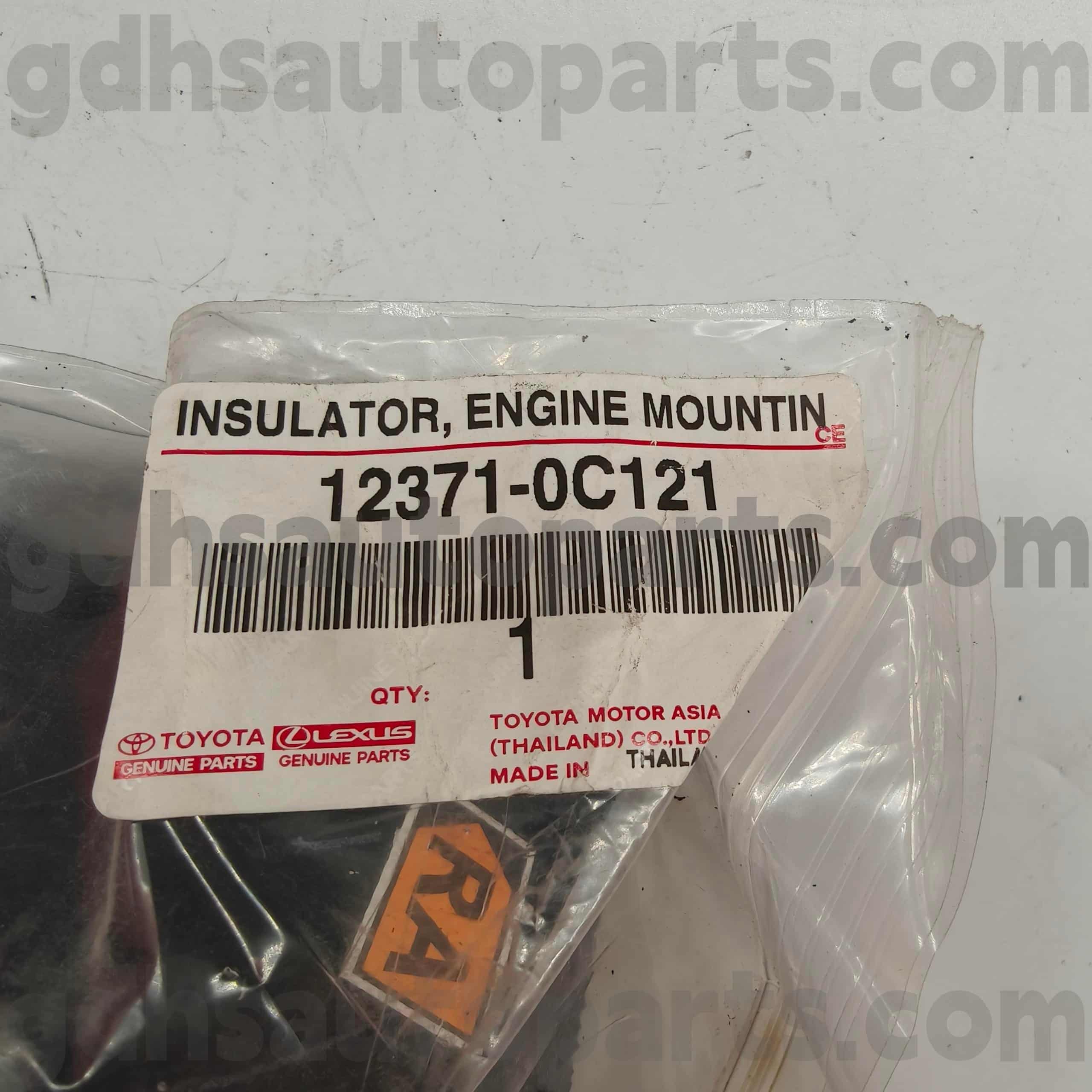 12371-0C121 وصلة تبديل قطع غيار تويوتا الأصلية للهيكل NO.2TRFE..TGN26..4FC