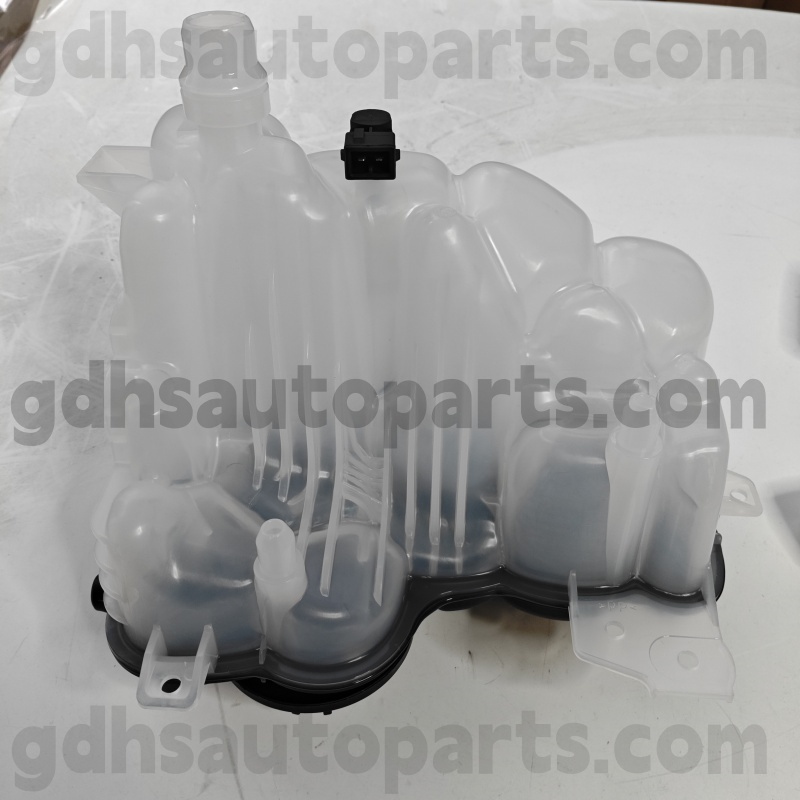 996316 دبابة توسيع Nissens لـ Range Rover Velar OE NO. LR128194
